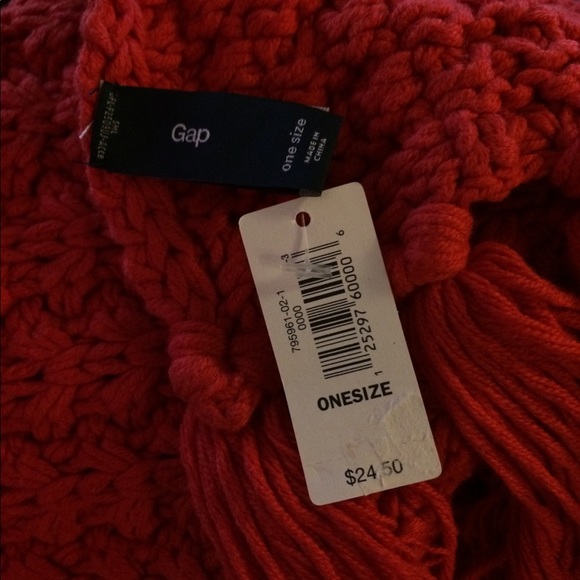 Long GAP deep orange cable- knit, tassled scarf - Picture 4 of 5